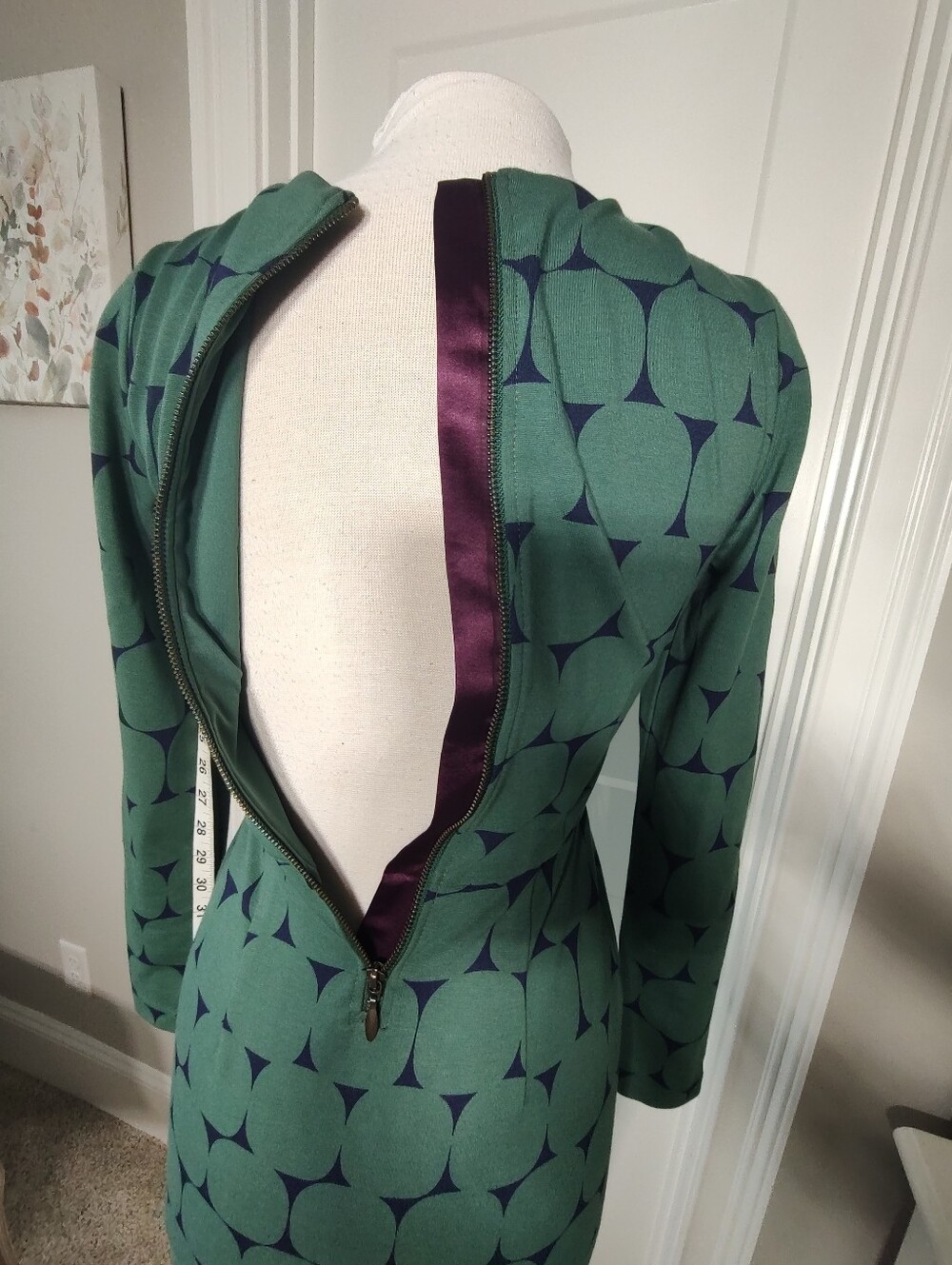 Boden 4L Green Geometric Sheath Dress #ModDress #RetroVibe #FittedDress - Picture 7 of 8